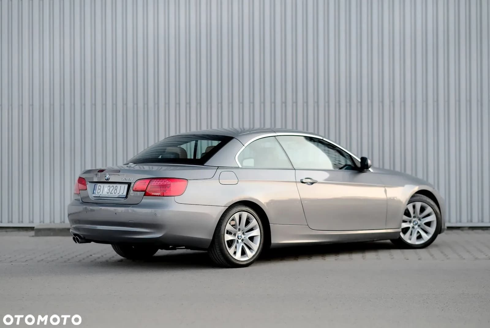 BMW Seria 3 zdjęcie 16