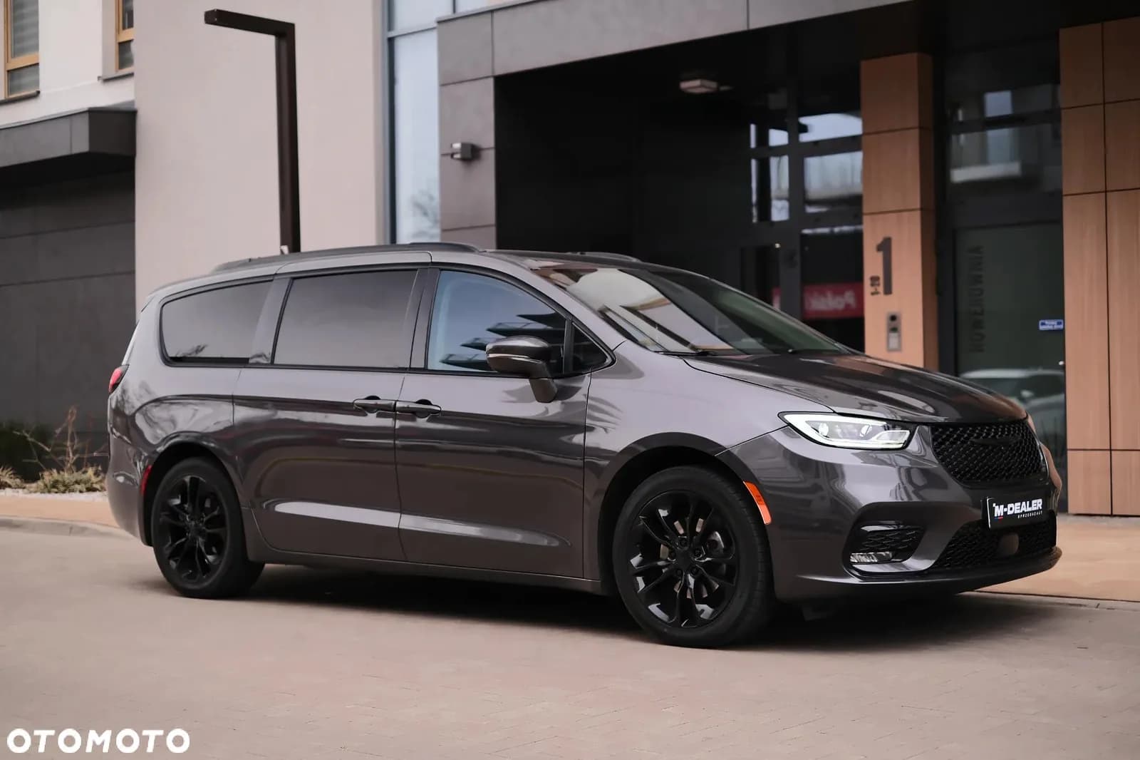 Chrysler Pacifica zdjęcie 14
