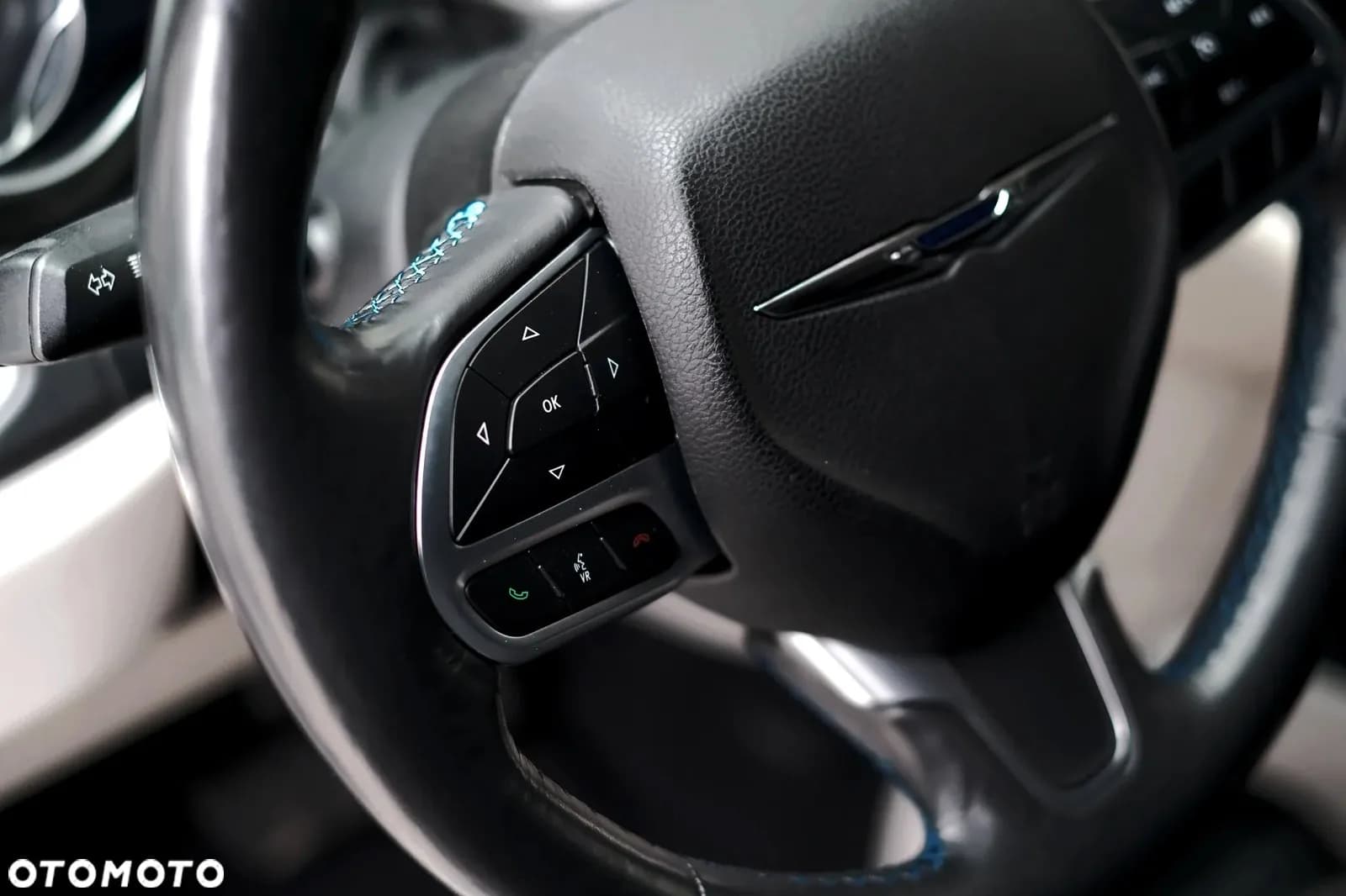 Chrysler Pacifica zdjęcie 27